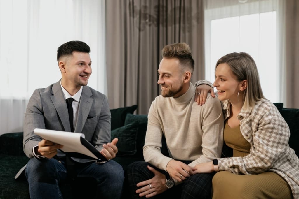 Guide to Switch Management Agencies