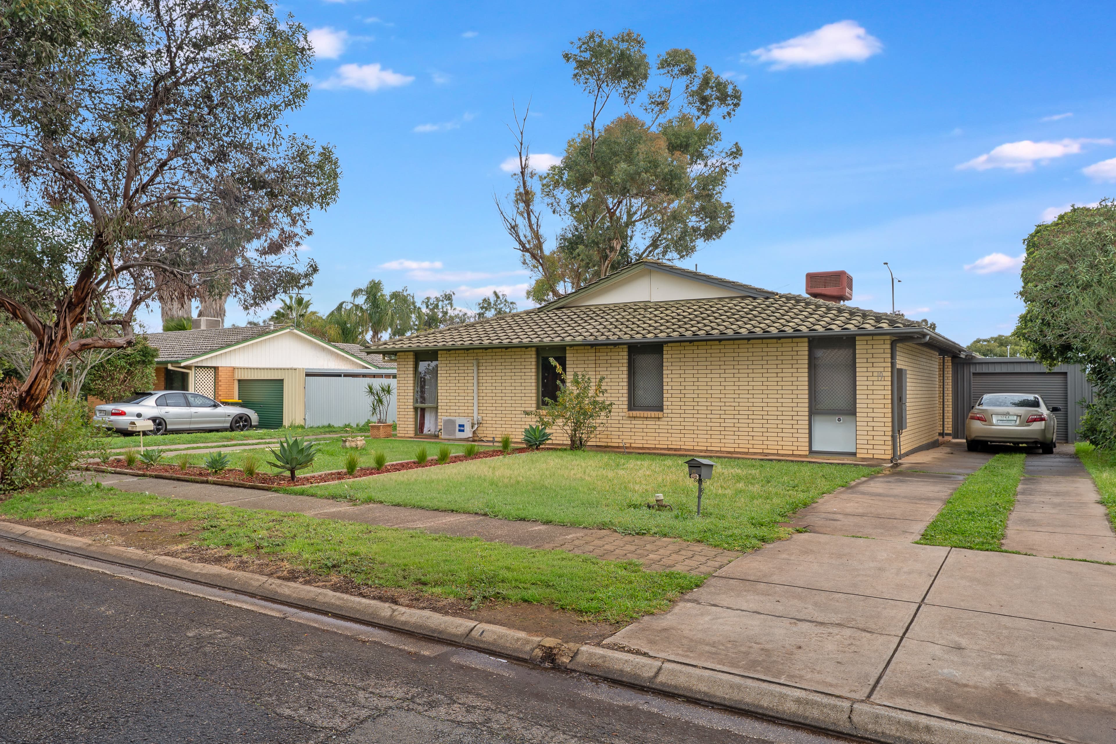 19 Adaluna Crescent, SA 5114